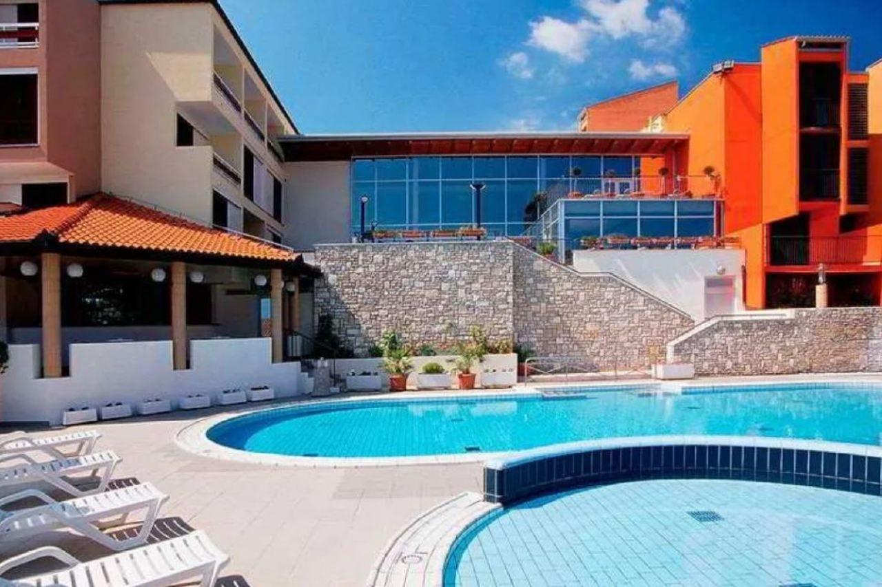 Albona Hotel & Residence Rabac Exterior photo